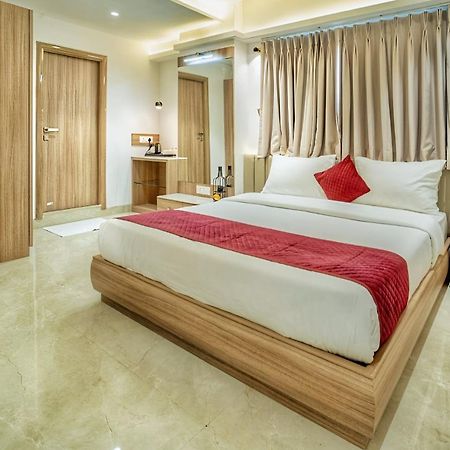 Hotel The Grand Murli Surat Exterior photo